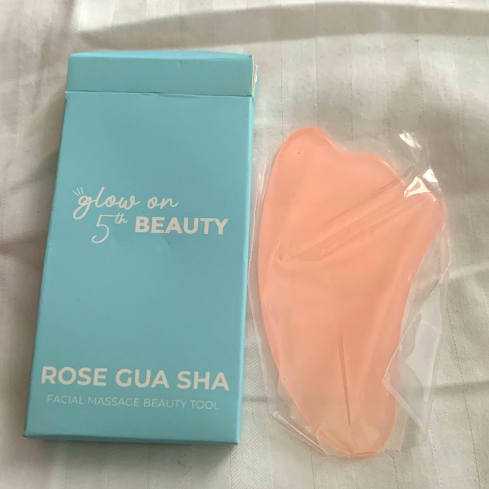 Glow On 5th Beauty facial massage tool
